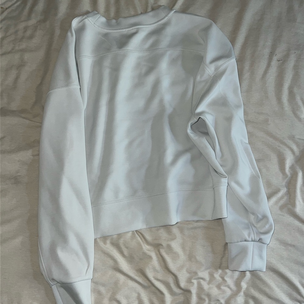LULULEMON Light mint cropped sweater